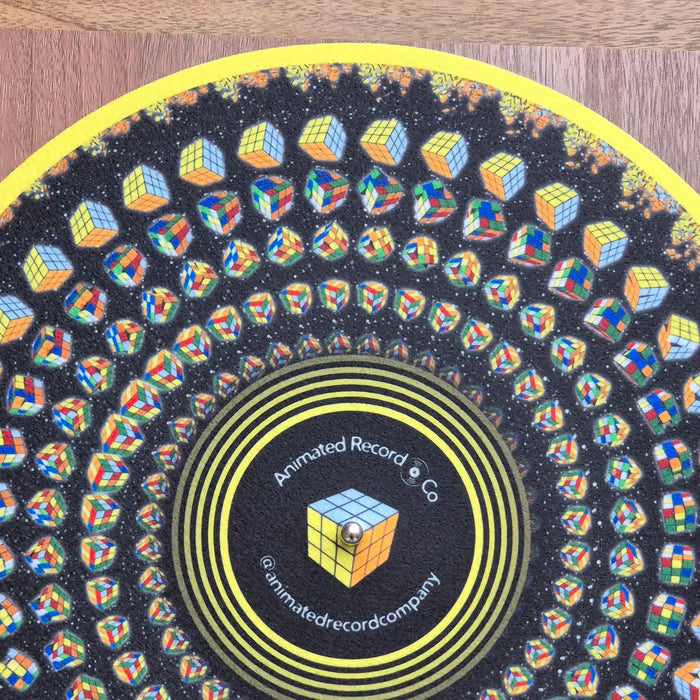 Animated Zoetrope Slipmat — 12″ Optical Illusion Turntable Mat